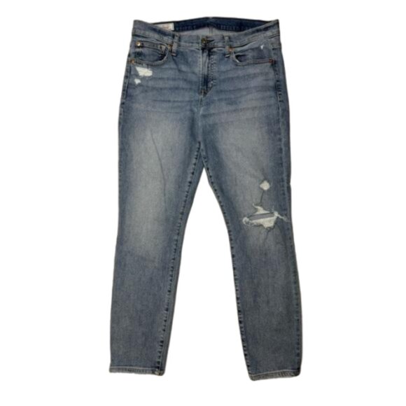 GAP True Skinny Mid Rise Light Wash Distressed Jeans Size 31/12R #1901 - Picture 1 of 7